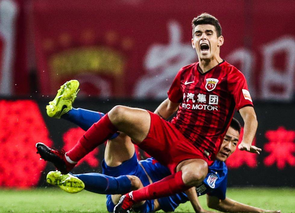 关于上海上港客场爆冷负于广州恒大,遭遇三轮不胜的信息 关于上海上港客场爆冷负于广州恒大,遭遇三轮不胜的信息