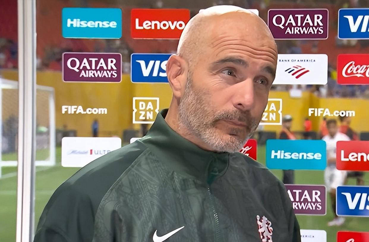 阿贾克斯新秀光芒四射,欧冠奖杯垂手可得的简单介绍 阿贾克斯新秀光芒四射,欧冠奖杯垂手可得的简单介绍