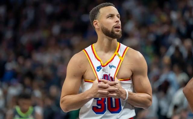 关于铁血对决再上演，胜负之间悬念难解的信息