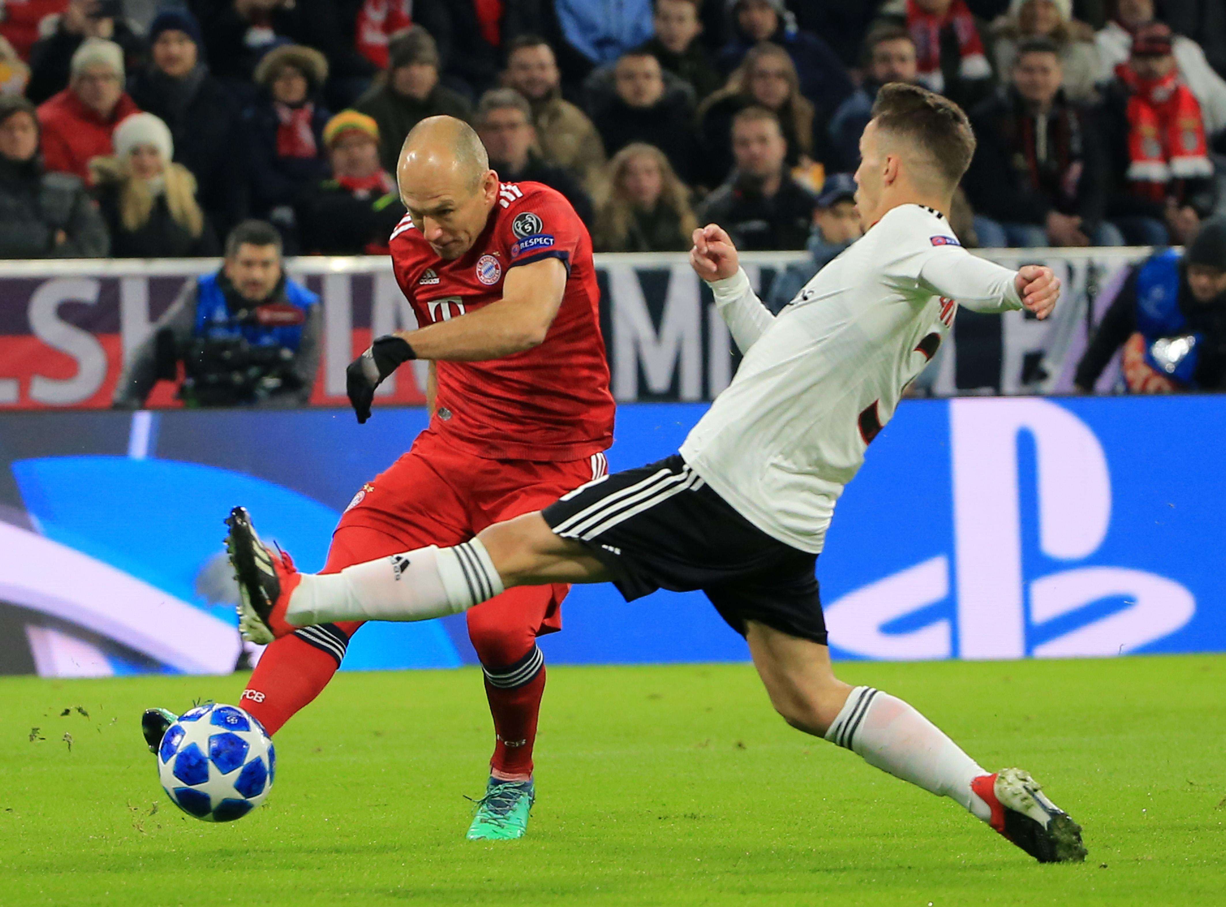 荷兰战胜瑞典，赢得晋级决赛资格