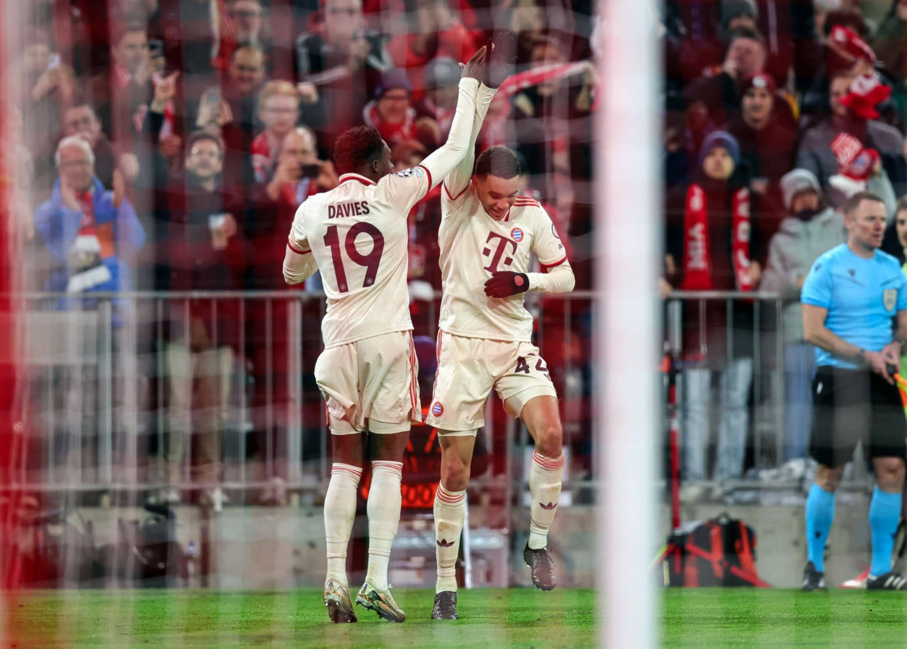 拜仁狂勝對手，歐冠冠軍之路不可阻擋