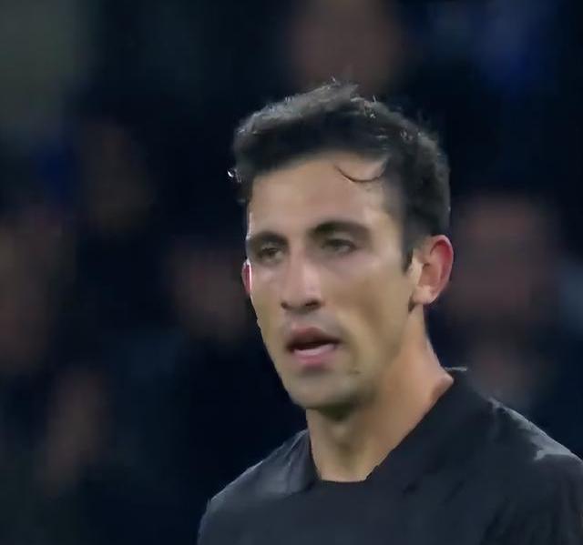 关于瓦伦西亚连续不胜，陷入保级泥潭的信息