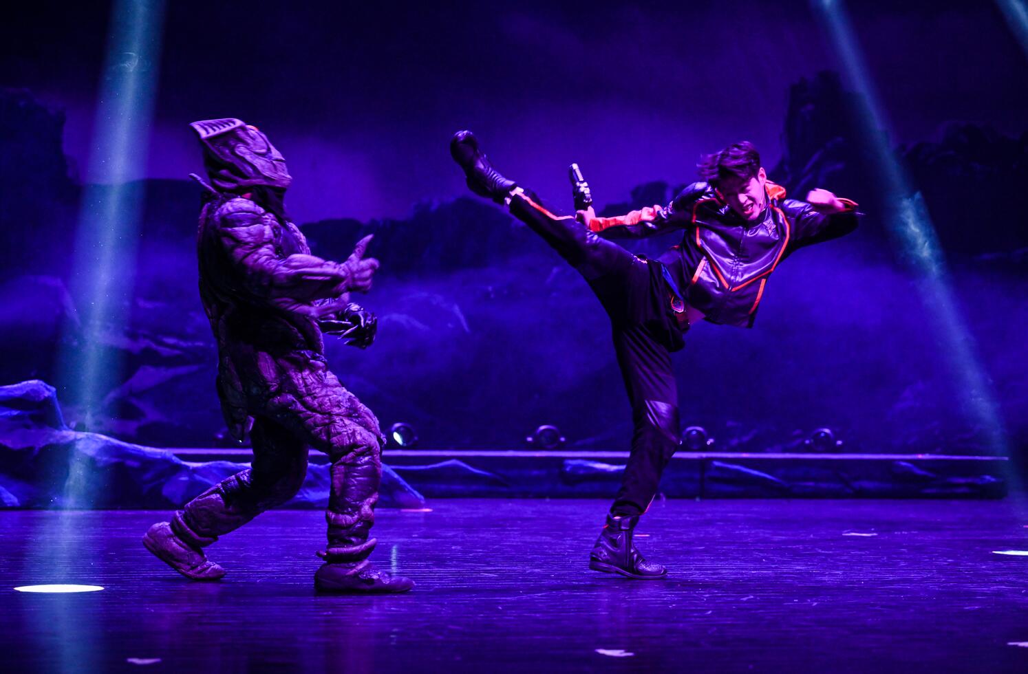 队伍经历危机,寻找希望之光的简单介绍 队伍经历危机,寻找希望之光的简单介绍