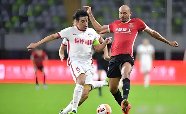 备战势不可挡，中超联赛精彩篇章即将揭开的简单介绍