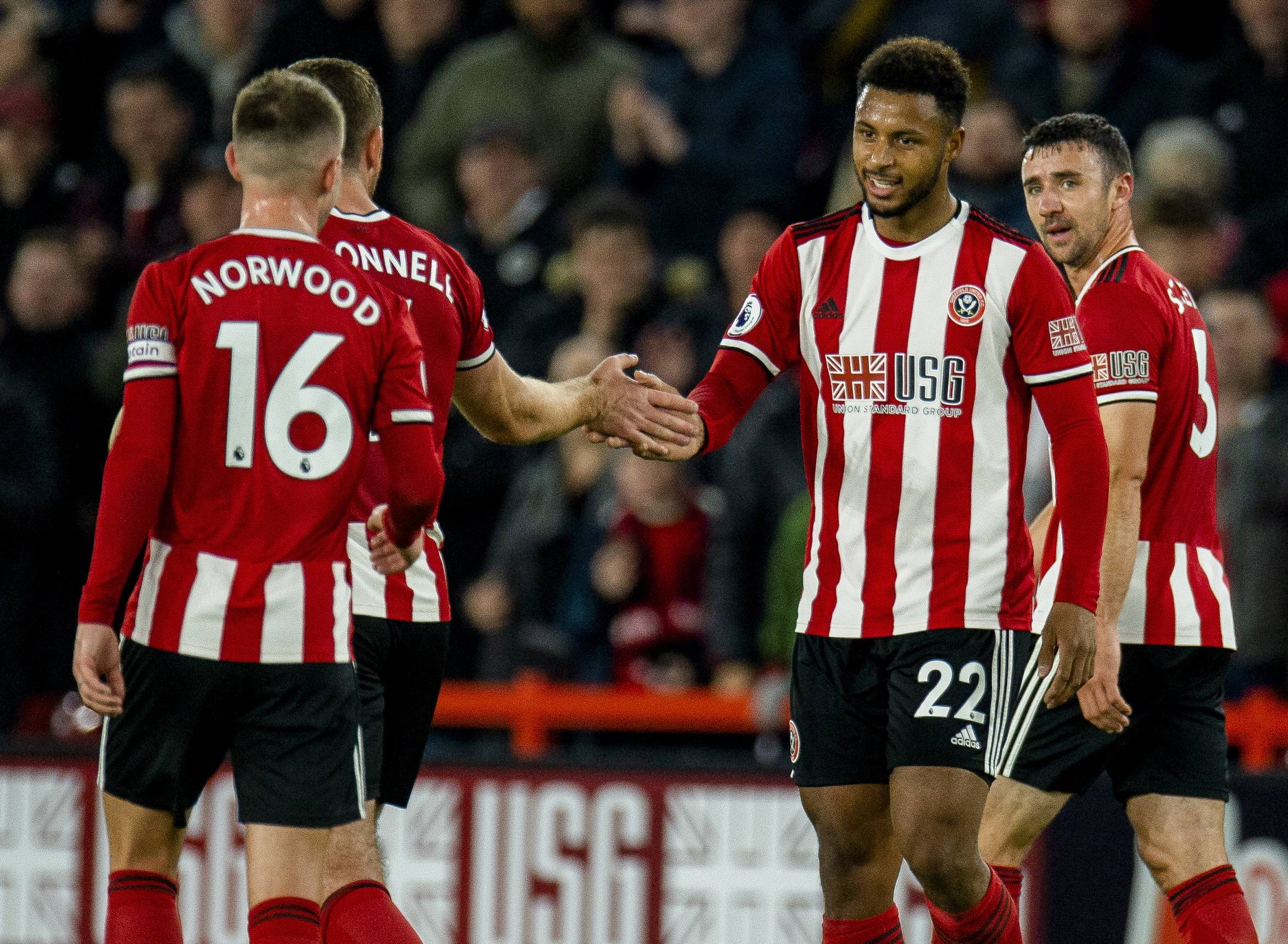 国际足球巨星抵达仰光,备战国际洲际联赛 国际足球巨星抵达仰光,备战国际洲际联赛