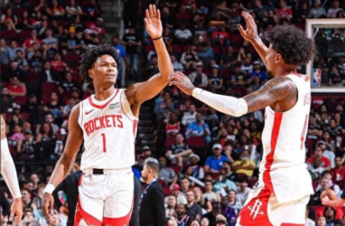 快船大胜火箭,大帝戈登战士称霸球场的简单介绍 快船大胜火箭,大帝戈登战士称霸球场的简单介绍