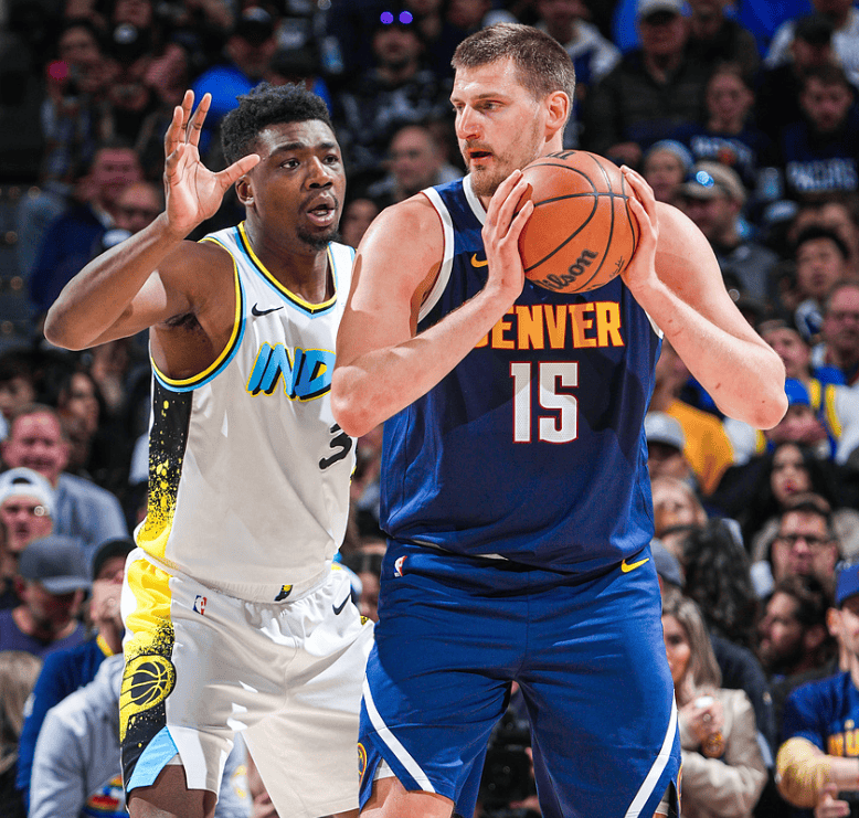 沙尔克04主场逆转胜利，结束连败