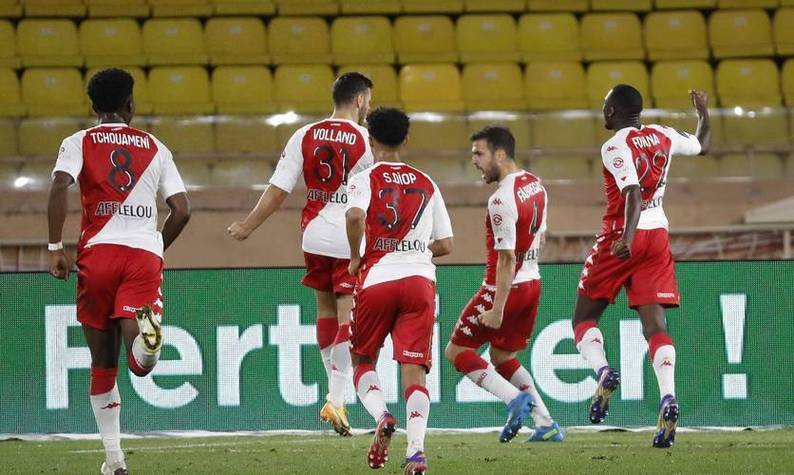 摩纳哥客场惨败，遭遇三连败