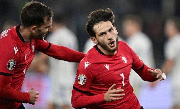 格鲁吉亚队豪取连胜力争晋级