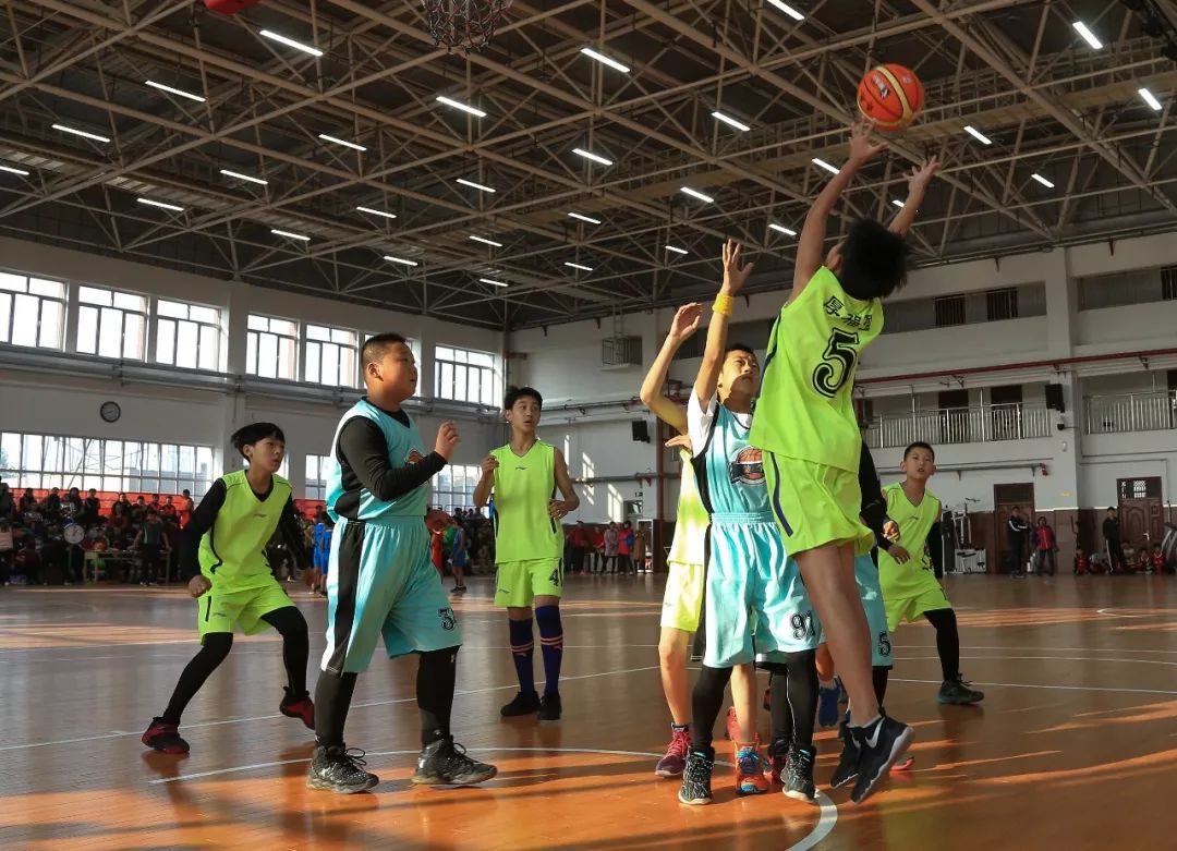 保定容大队连战连胜，强势崛起