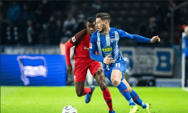 柏林赫塔前锋进球助球队获胜 柏林赫塔前锋进球助球队获胜