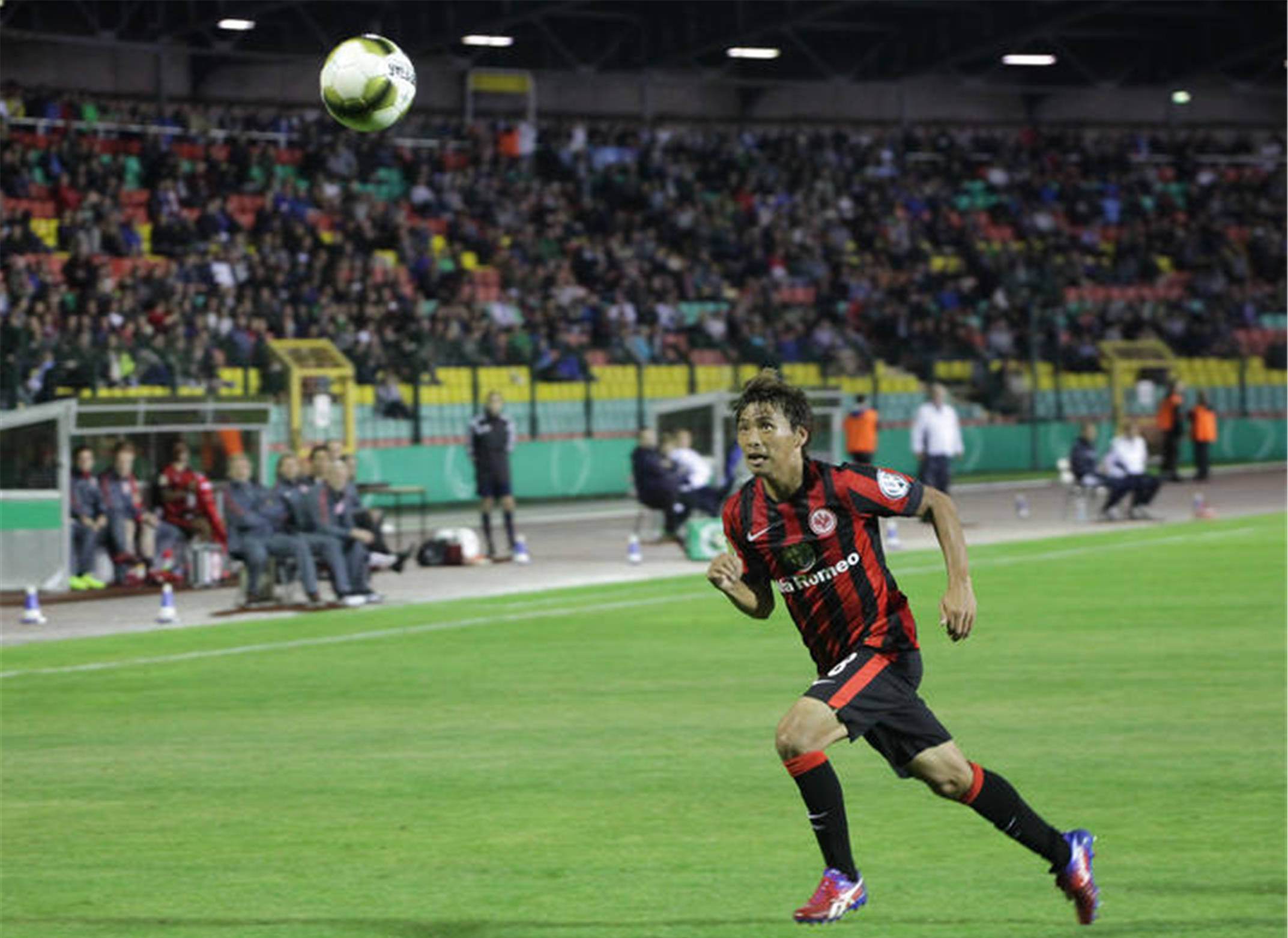 关于法兰克福战平,难破对手的防线的信息 关于法兰克福战平,难破对手的防线的信息