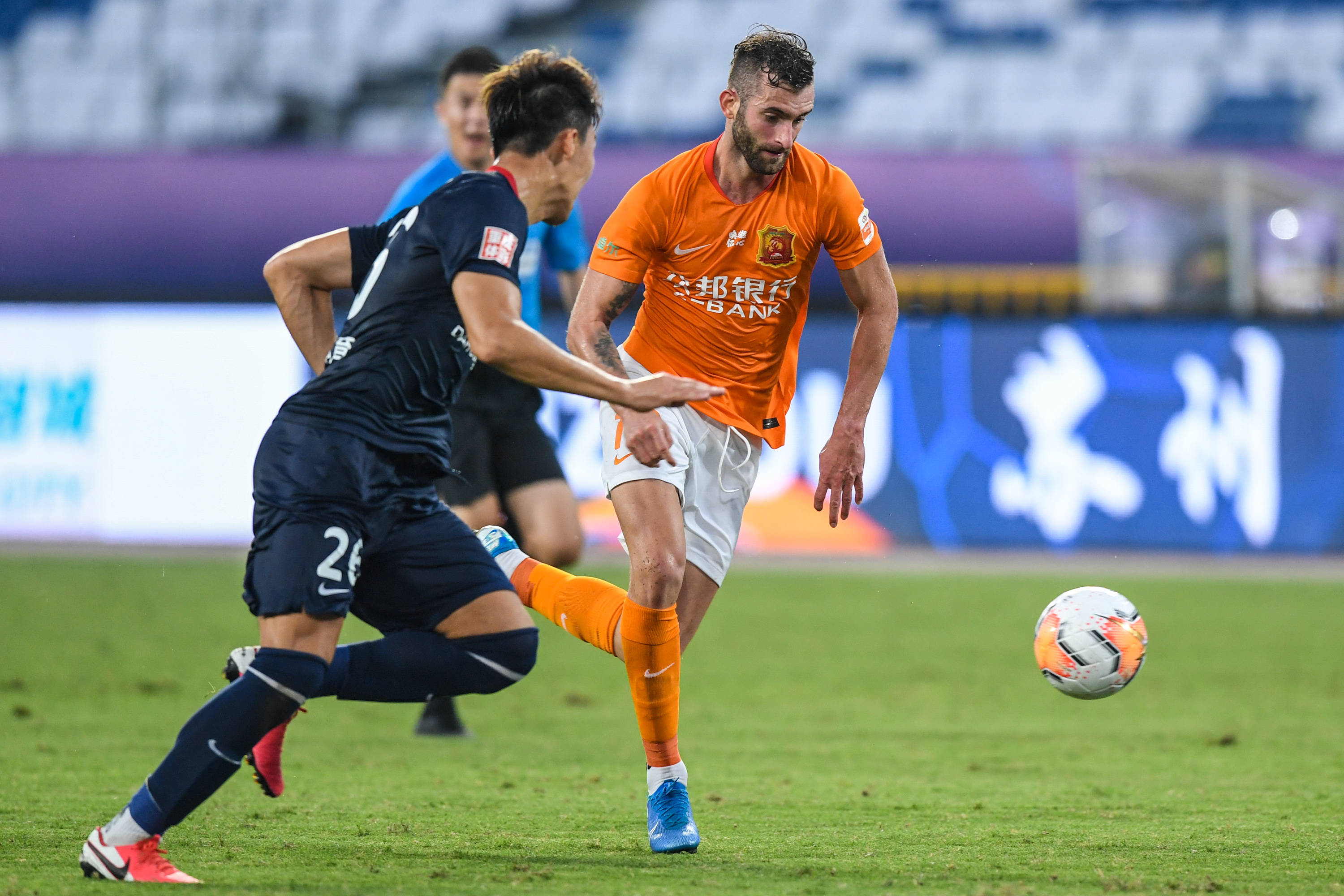 武汉卓尔队全力备战即将开战,求胜欲望强烈 武汉卓尔队全力备战即将开战,求胜欲望强烈