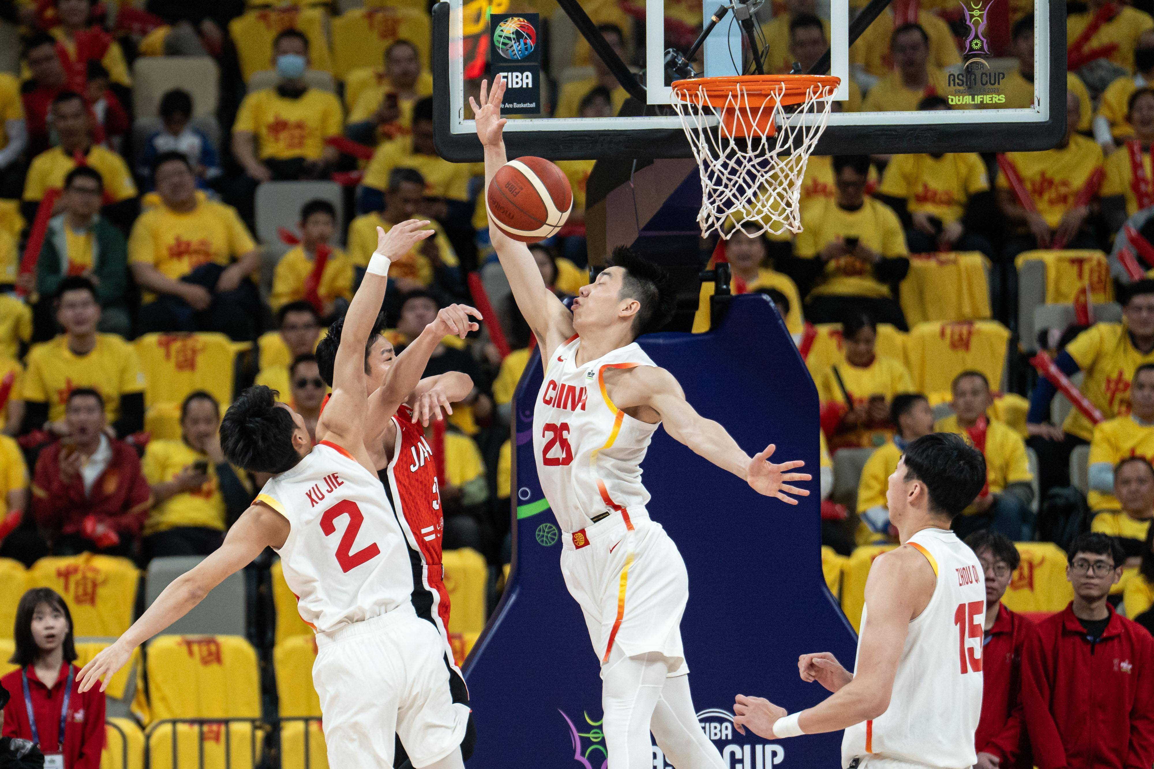 男篮联赛新援球员逐渐适应比赛节奏